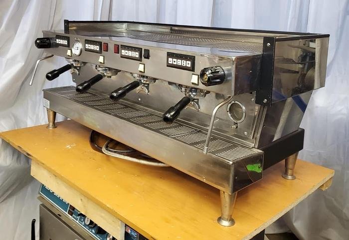 Used LA MARZOCCO LINEA  AV 4 Group AUTOMATIC ESPRESSO MACHINE