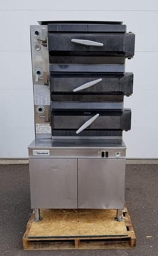 Used Very Nice CLEVELAND PGM3003 Gas Pressure STEAMER