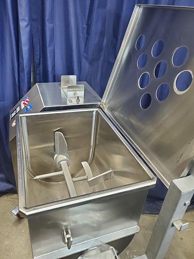 New DANIELS FOOD EQUIPMENT DMX50 Food Meat Mixer 50 lb