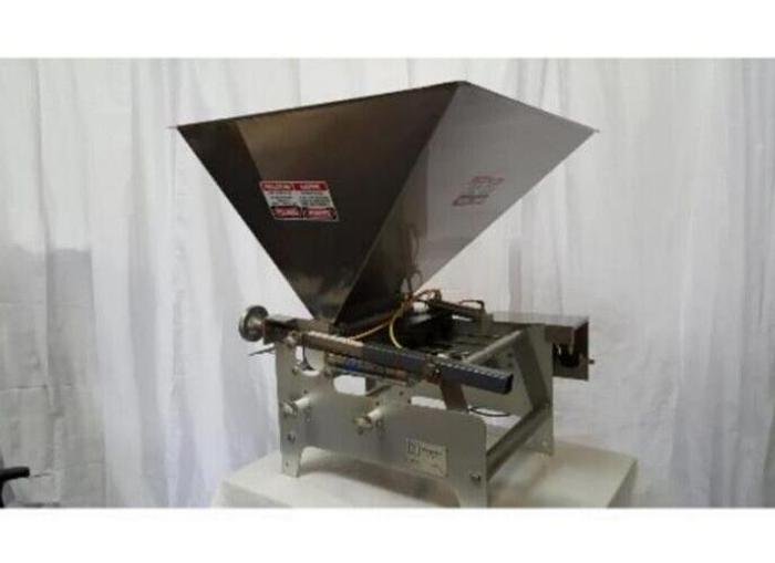 Used HINDS-BOCK 5P-08WT 5 Piston Depositor