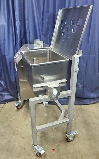 New DANIELS FOOD EQUIPMENT DMX50 Food Meat Mixer 50 lb