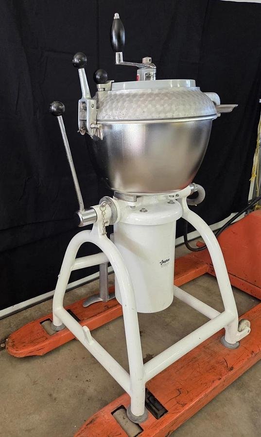 Used HOBART VCM25 Vertical Chopper Mixer 25 QT Food Processor