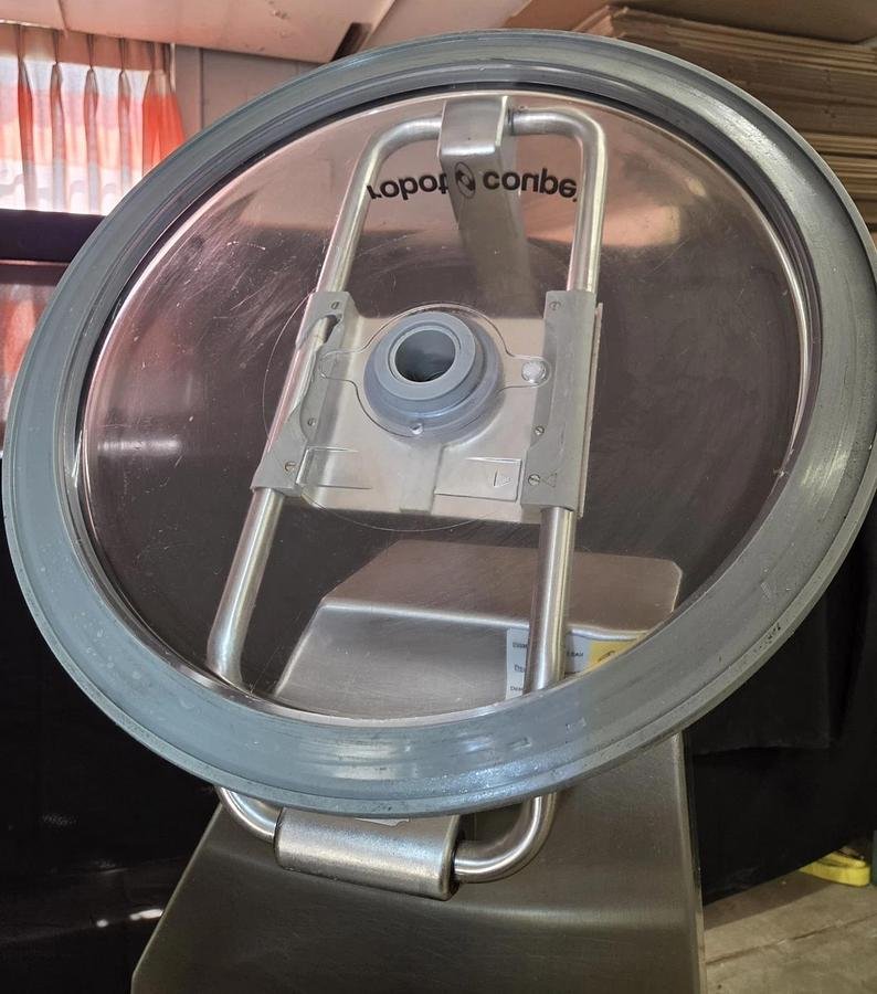 Used ROBOT COUPE R60 Cutter Mixer 63 Quarts Food Processor