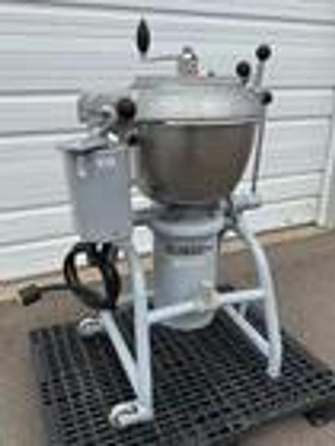 Used HOBART VCM25 Vertical Cutter Mixer 25 QT Food Processor