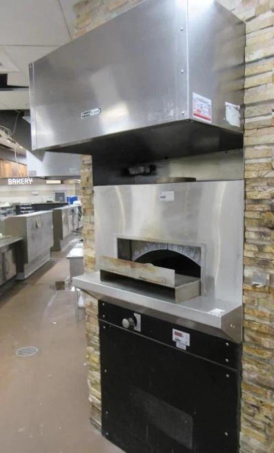 Used WoodStone BISTRO 4343 Gas Stone Hearth Pizza Oven WITH HOOD